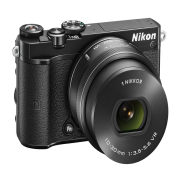 Nikon J5 Systemkamera 20 MP inkl. 10-30 mm PD-Zoom Objektiv