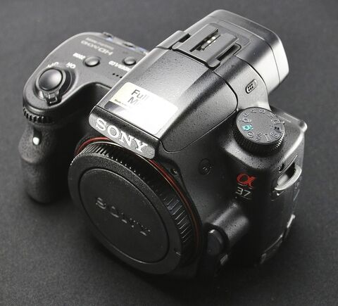 Sony SLT-A37K Inkl. SAM 18-55mm Zoom-Objektiv schwarz